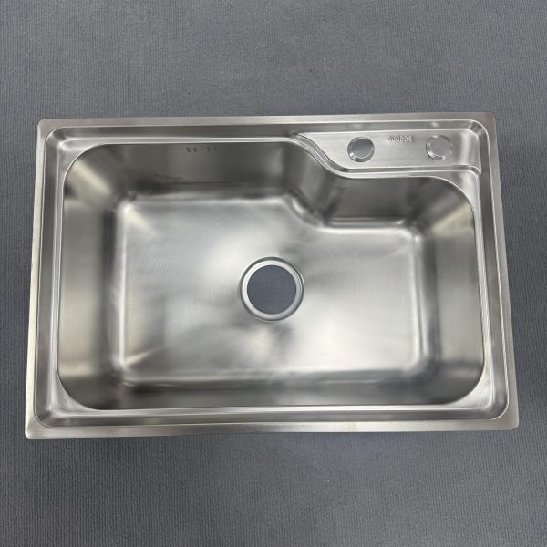 Machine Made Sink 68×45 cm – Durable Stainless Steel Basin